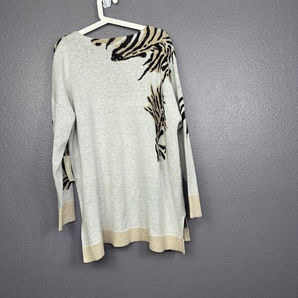 Chico's 3 US XL Tiger Animal Print Face V neck Tan Pullover Tunic Sweater NEW - Picture 3 of 7